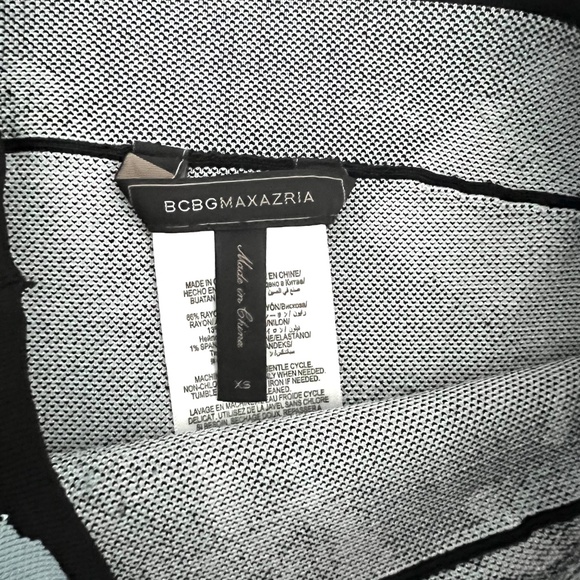 BCBG Maxazria Skirt- Size XS - Picture 2 of 3